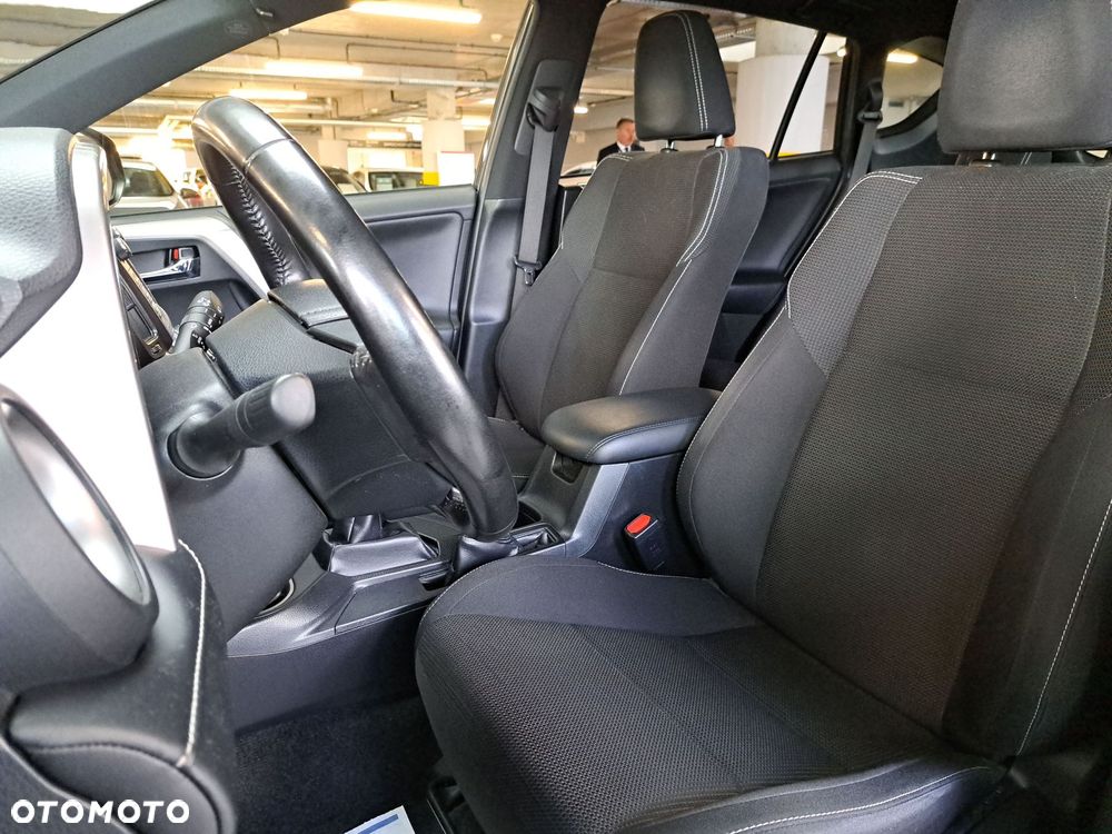 Toyota RAV4 2.0 Premium 4x4 - 31