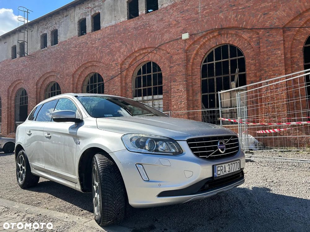 Volvo XC 60 D3 Drive-E Ocean Race - 17