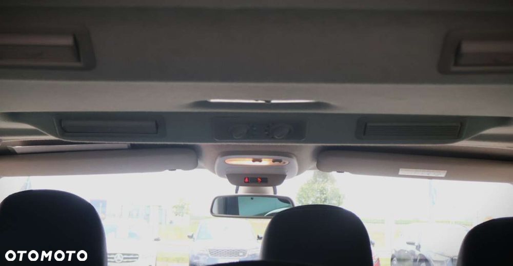 Opel Vivaro - 24