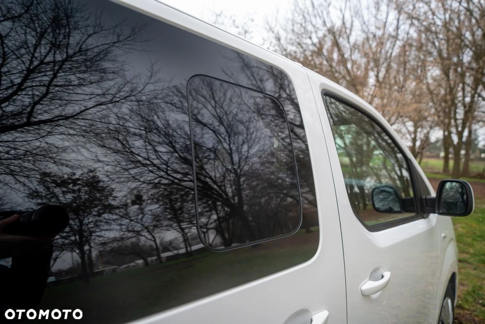 Opel Vivaro Kombi Long 2,7t Enjoy - 27