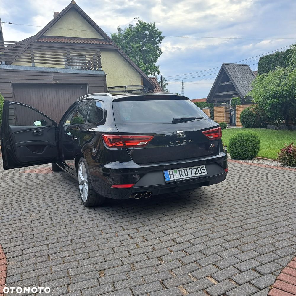 Seat Leon 2.0 TDI DPF Start&Stop DSG FR - 9