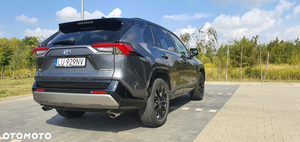 Toyota RAV4 - 4