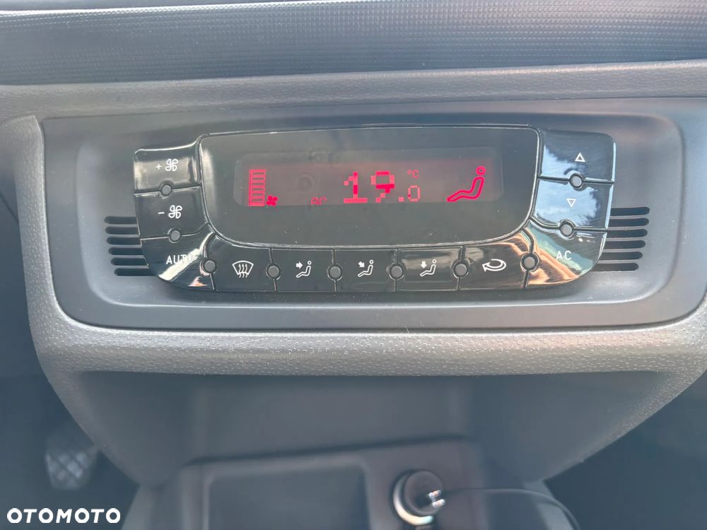 Seat Ibiza 1.4 16V Style - 30