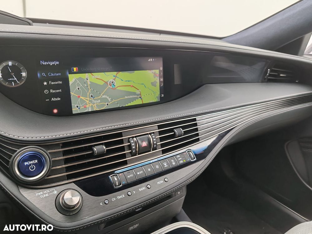 Lexus Seria LS - 25