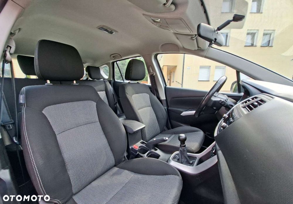 Suzuki S-Cross - 17