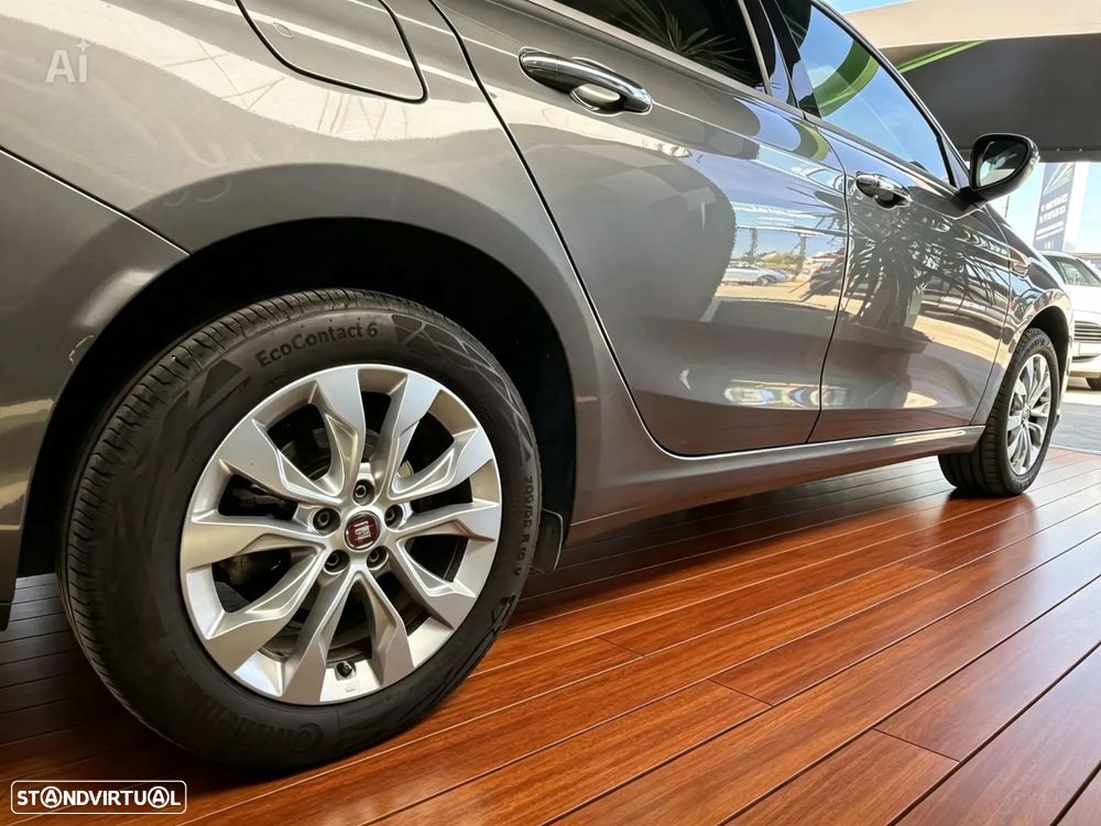 Fiat Tipo Station Wagon 1.3 M-Jet Lounge Tech - 11