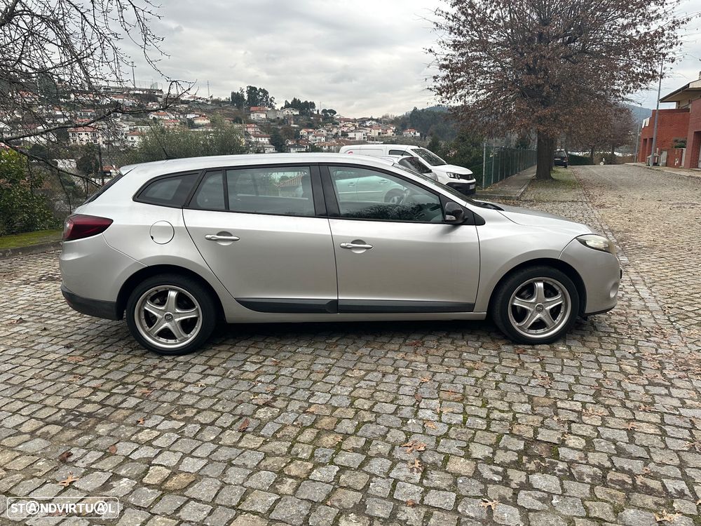 Renault Mégane Break 1.5 dCi Dynamique - 3