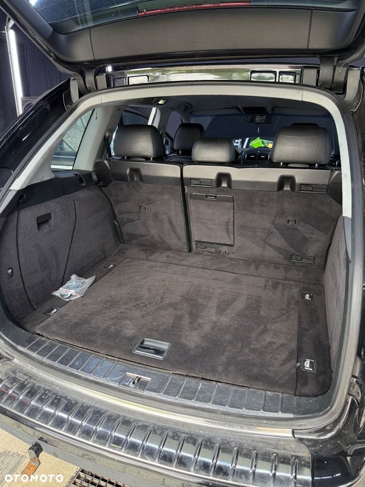 Porsche Cayenne - 15