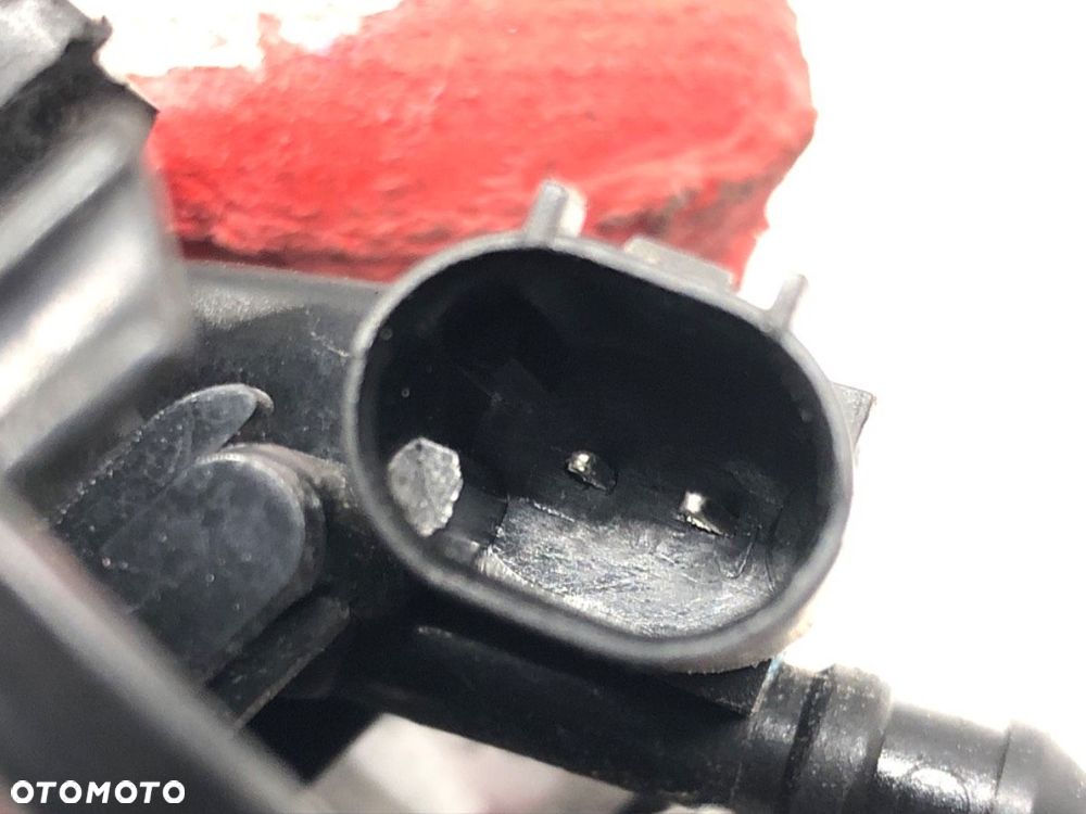 DYSZE SPRYSKIWACZY Z MASKI KOMPLET - 86.00 PLN - AUDI A8 D3 (4E2, 4E8) 2002 - 2010 4.0 TDI quattro - 5