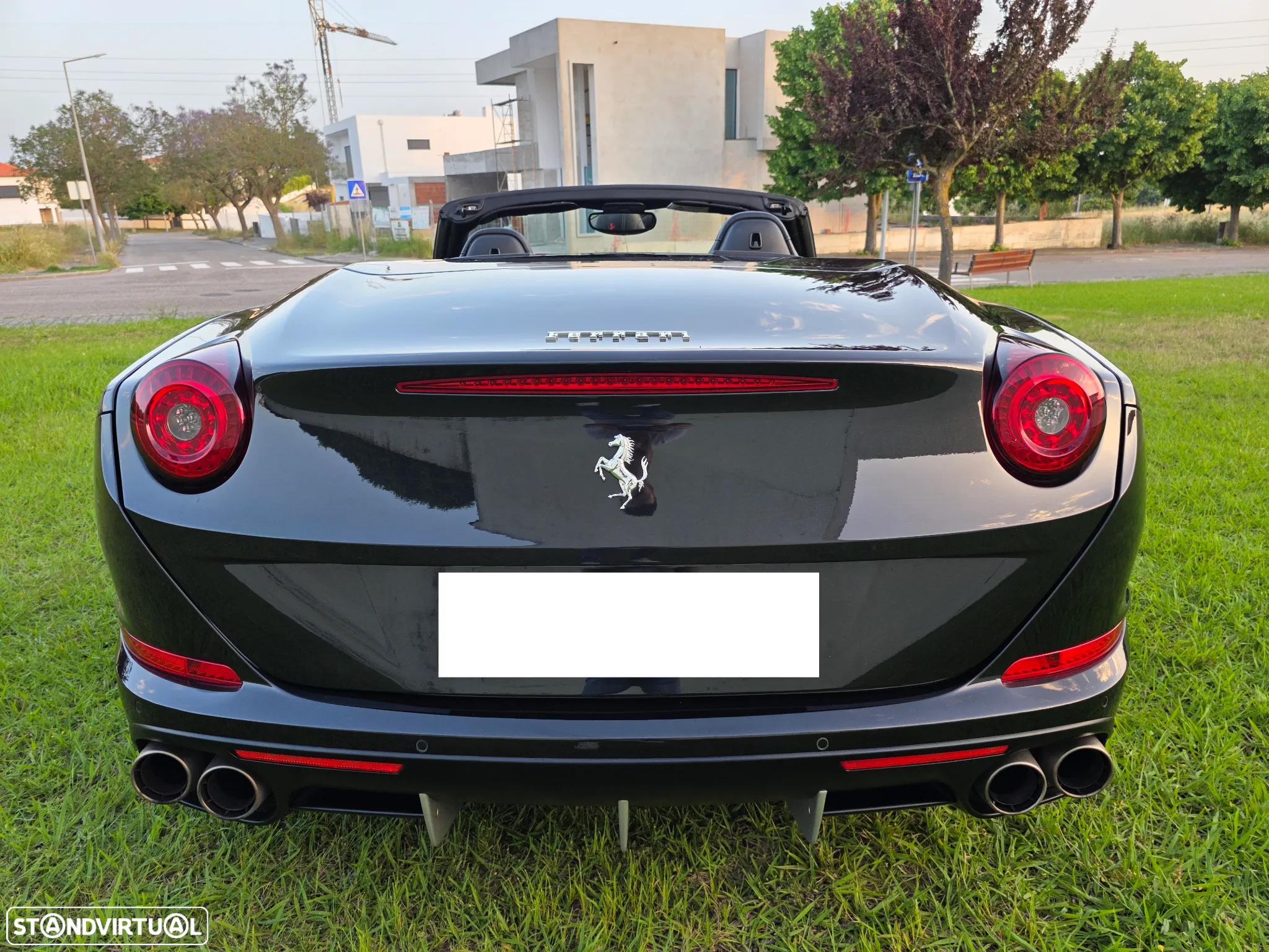 Ferrari California T - 44
