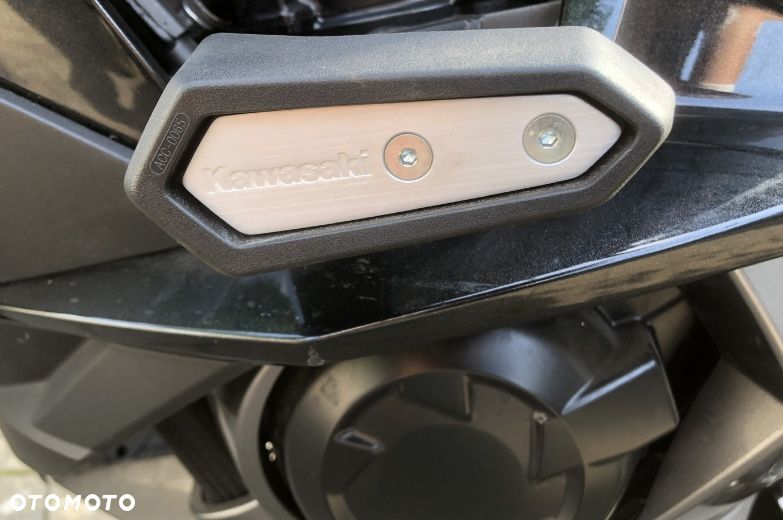 Kawasaki Ninja 1000 SX - 16