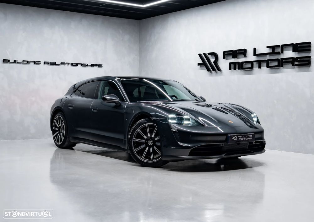 Porsche Taycan Sport Turismo Standard - 2