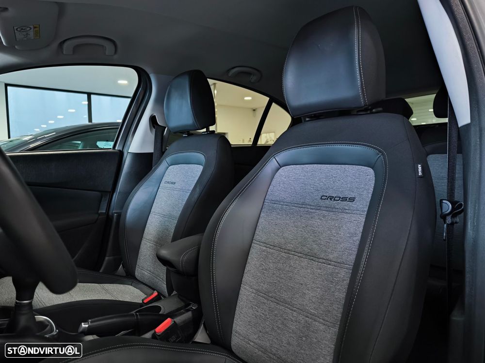 Fiat Tipo Cross 1.0 GSE T3 City - 11