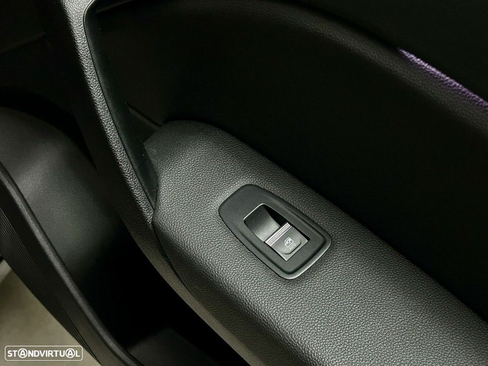 Renault Captur E-TECH 160 INTENS - 42