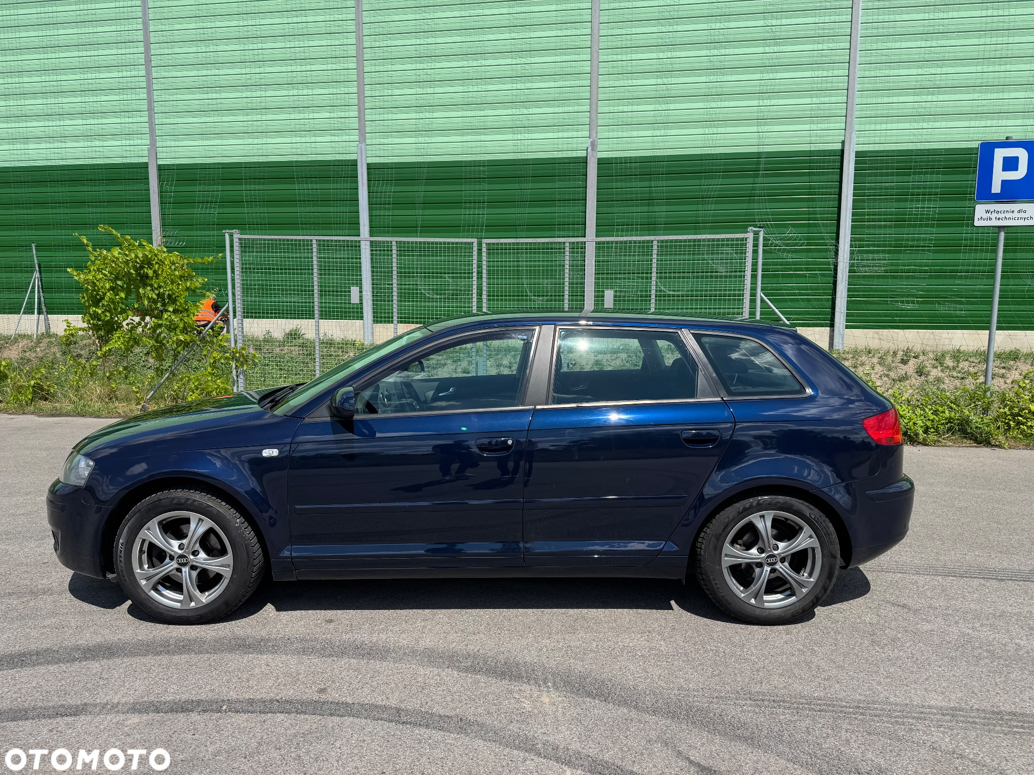 Audi A3 1.6 Sportback Attraction - 3