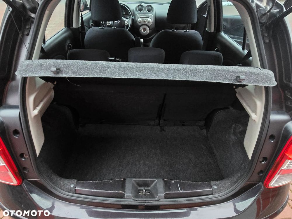 Nissan Micra 1.2 Bild der Frau - 25