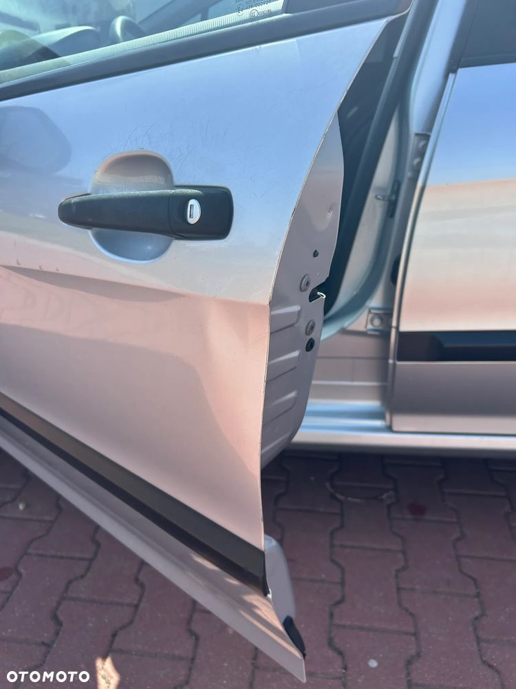 Peugeot 308 1.6 HDi Presence - 6