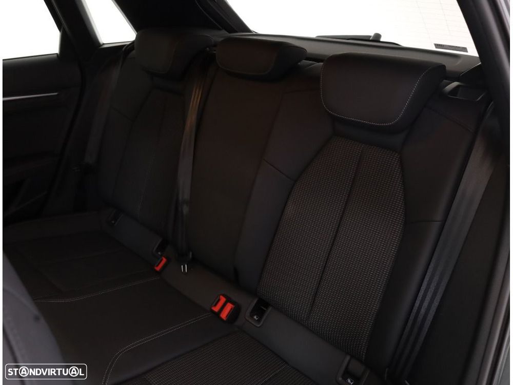 Audi A3 Sportback 30 TFSI S line - 10