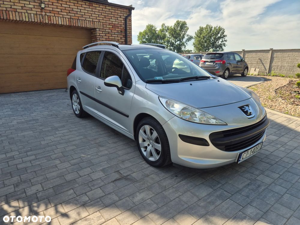 Peugeot 207 - 2