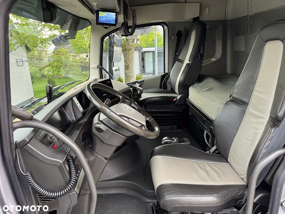 Volvo FH 500 /6X4 /BEZ I-SAVE/PODNOSZONA OŚ/REGULOWANE SIODŁO/CAŁE NA PODUCHACH/ RETARDER / Z NIEMIEC - 26