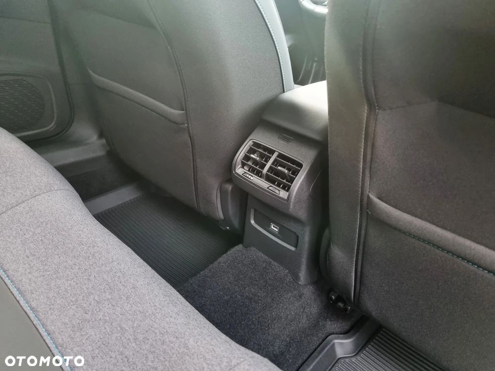 Citroën C4 1.2 PureTech Shine S&S - 28