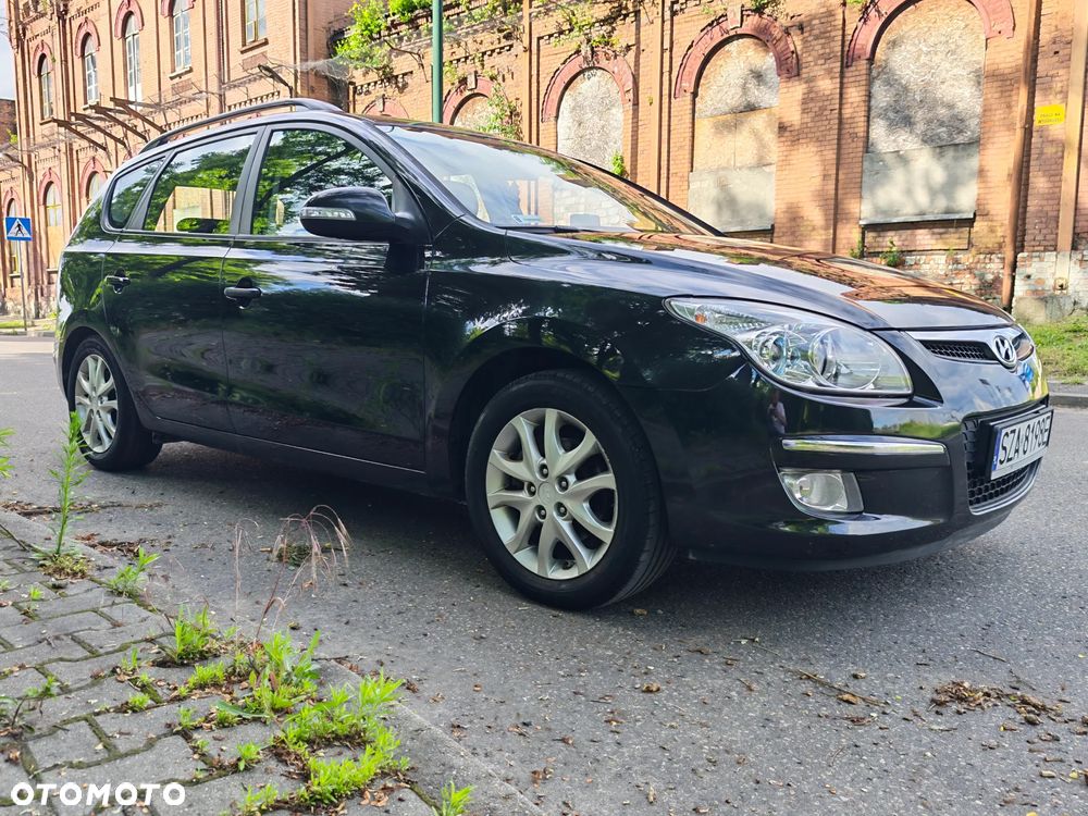 Hyundai i30 2.0 Premium - 23