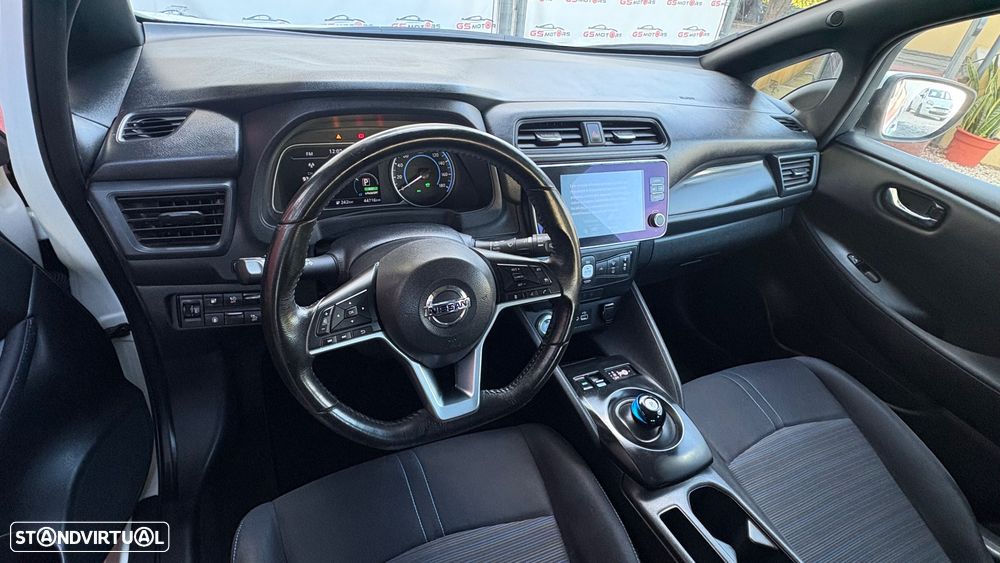 Nissan Leaf N-Connecta - 9