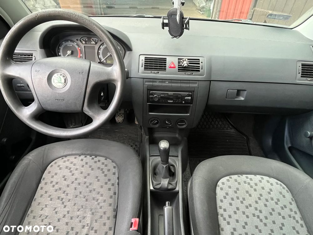 Skoda Fabia 1.4 16V Classic - 10