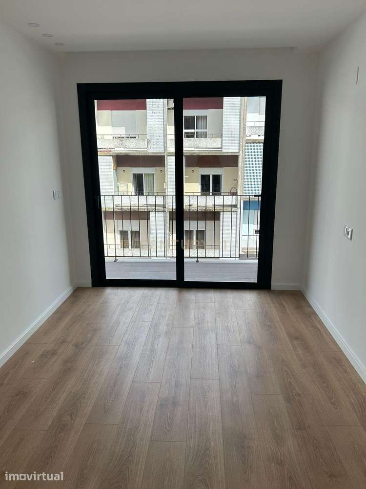 T1 Novo no Centro de Braga, perto da Av. da LIberdade - Grande imagem: 3/8