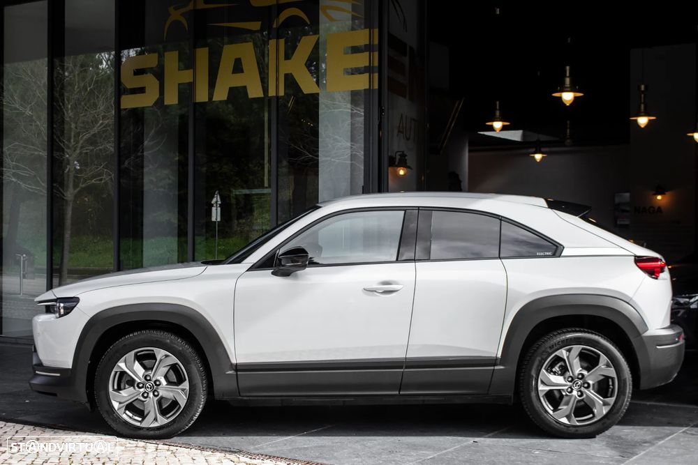 Mazda MX-30 e-SKYACTIV Excellence - 2