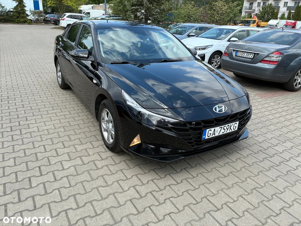Hyundai Elantra 1.6 Modern CVT - 1