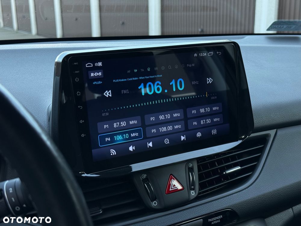 Hyundai i30 1.5 DPI Classic + - 21