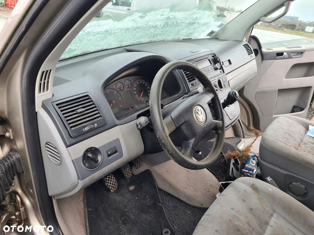 VW T5 MULTIVAN konsola kokpit deska komplet - 1