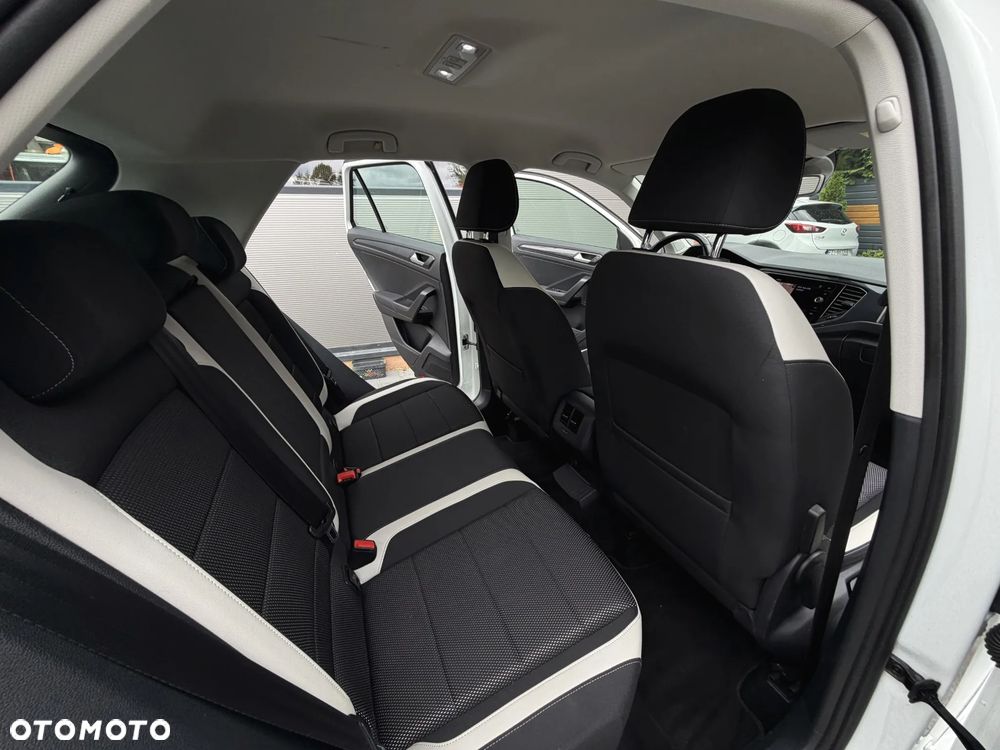 Volkswagen T-Roc 1.5 TSI ACT OPF DSG Sport - 17
