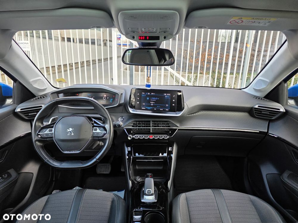 Peugeot 208 1.2 PureTech Allure S&S EAT8 - 10