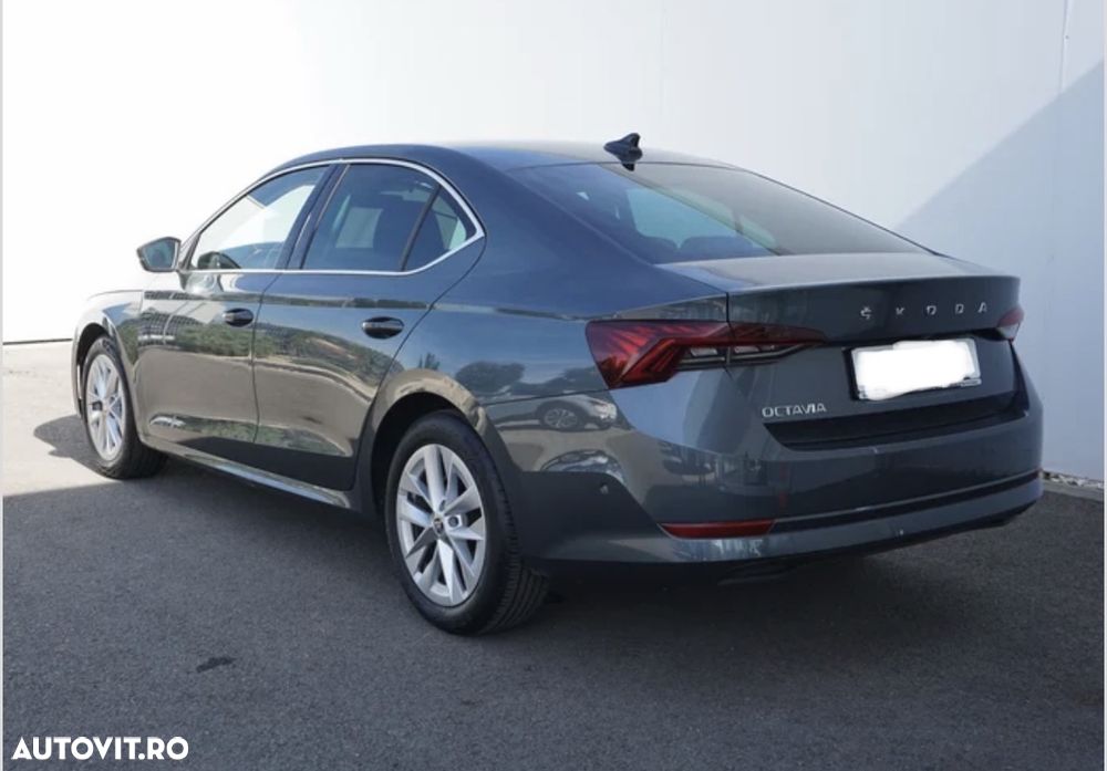 Skoda Octavia 2.0 TDI DSG Style - 2
