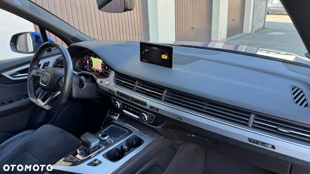 Audi Q7 - 21