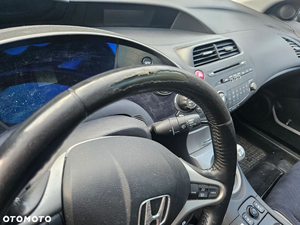 Honda Civic 1.8 Executive - 4