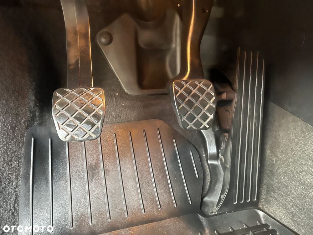 Audi A3 Sportback 1.6 TDI DPF Ambiente - 30