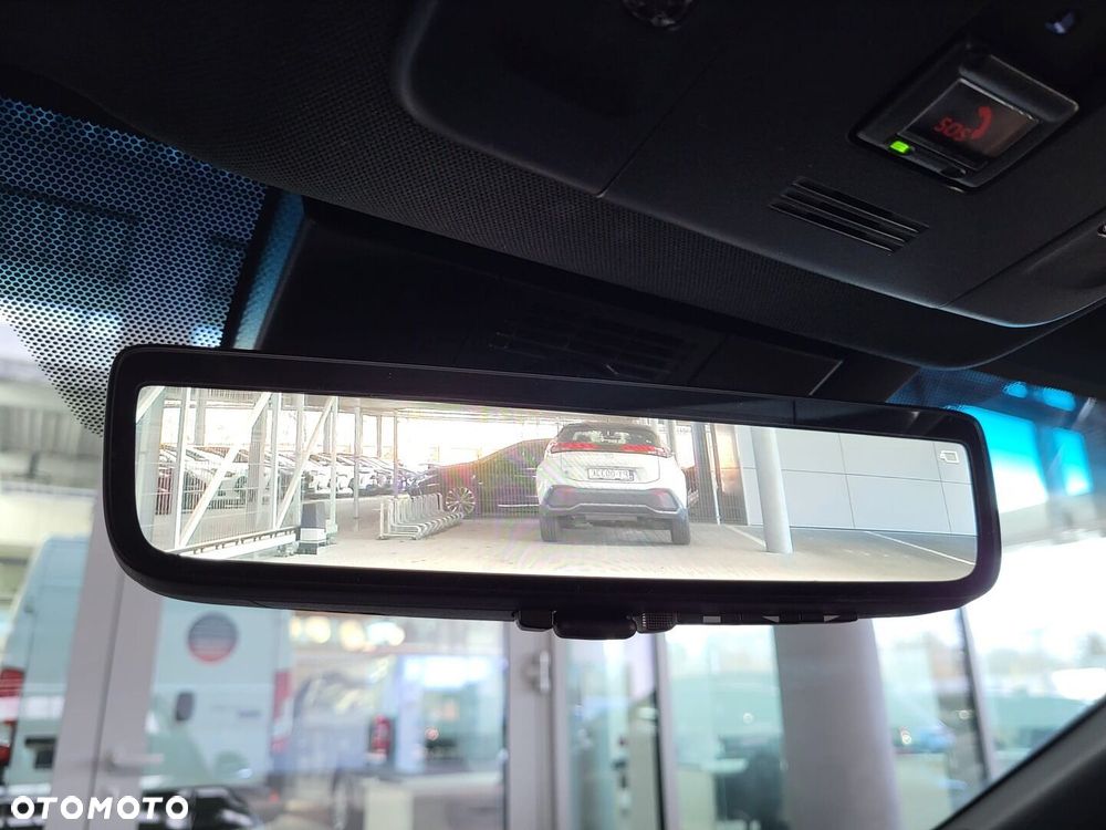 Toyota Camry - 29