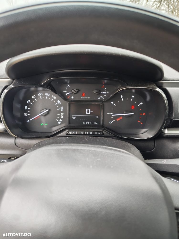 Citroën C3 Pure Tech 82 SHINE - 7