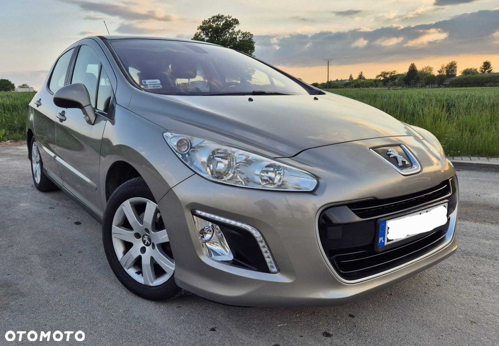 Peugeot 308 - 1