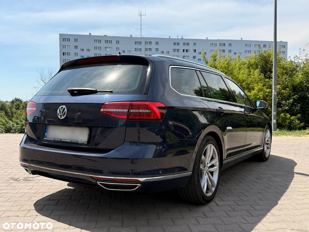 Volkswagen Passat 2.0 TDI Bi-Turbo BMT 4Mot Highline DSG - 2