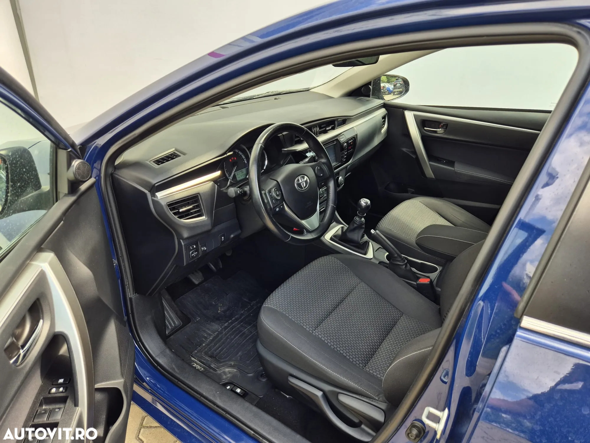 Toyota Corolla 1.6 Valvematic Sol - 5