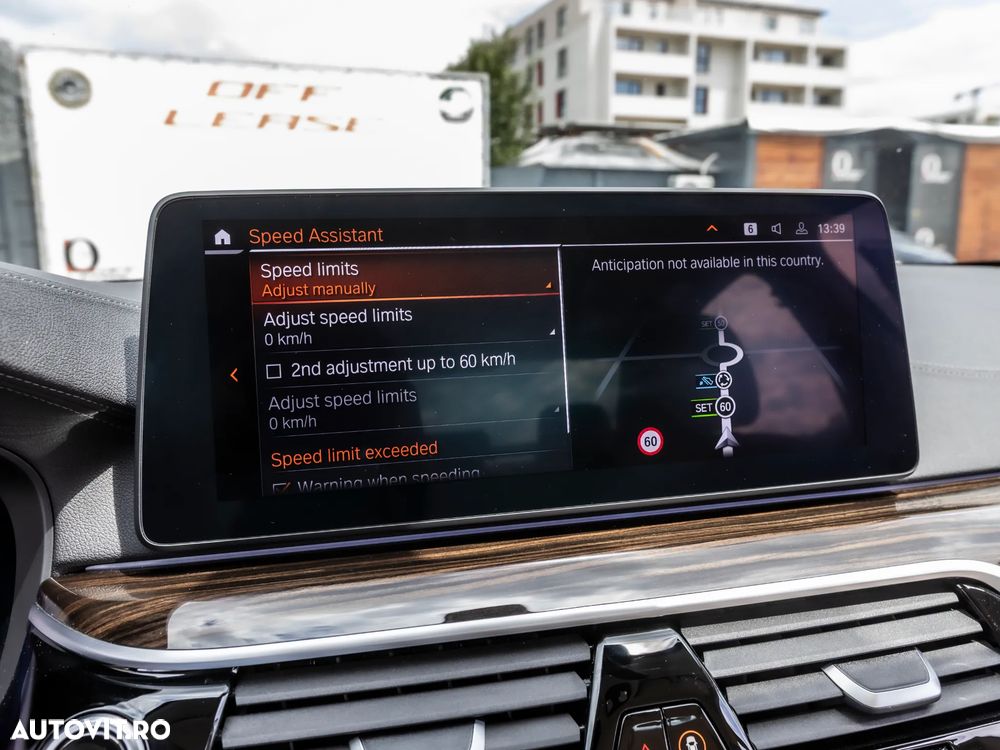 BMW Seria 5 520i AT MHEV - 26