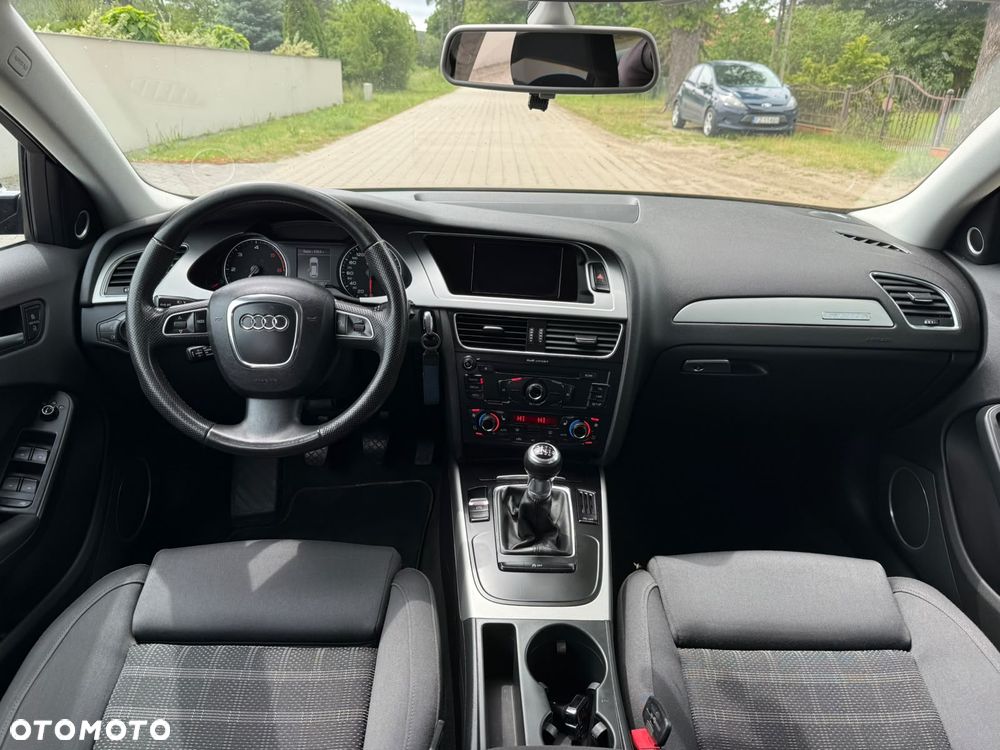 Audi A4 Avant 2.0 TDI Quattro - 11