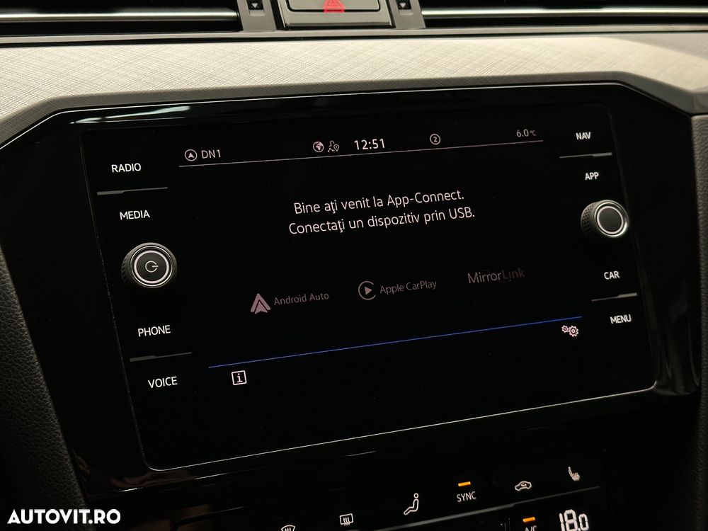 Volkswagen Passat - 16