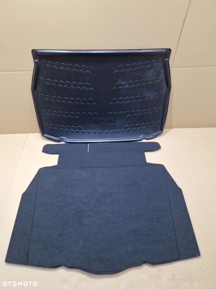 Oryginalne MATA PODŁOGA Toyota CH-R