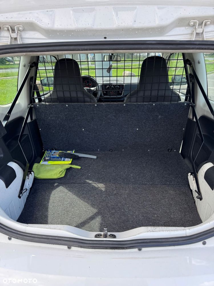 Volkswagen up! 1.0 move - 11