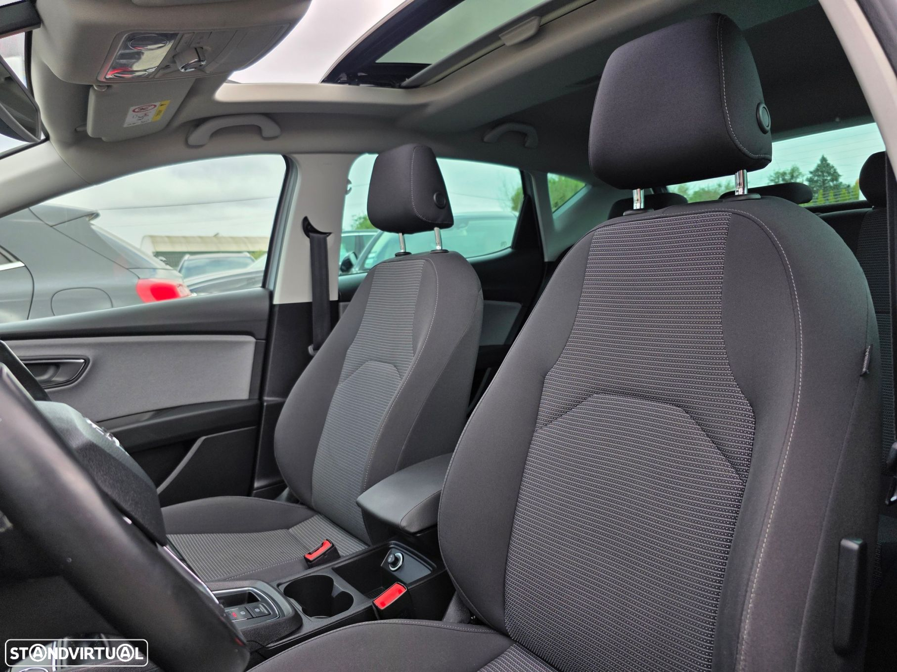 SEAT Leon 1.6 TDI Style S/S - 11